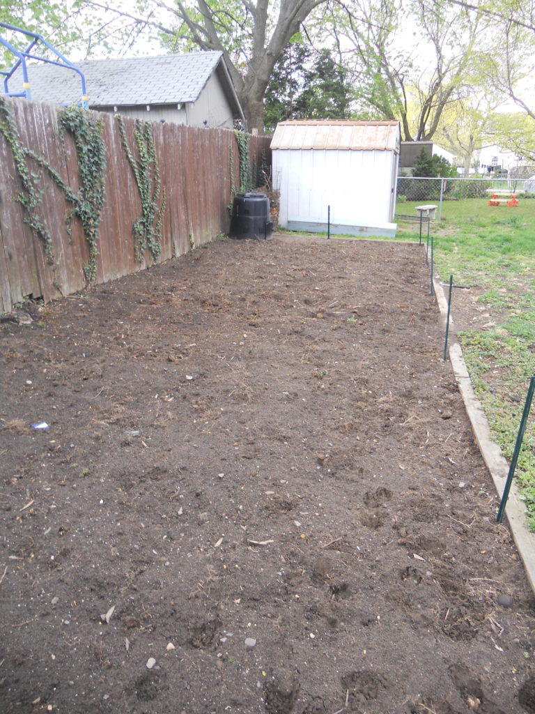 simple steps to start a garden for the complete beginner - don't dig up your yard!